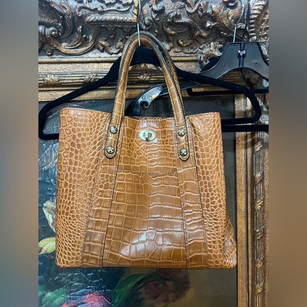 Patricia Nash Darby Croc Embossed Leather Tote Bag - Picture 9 of 12